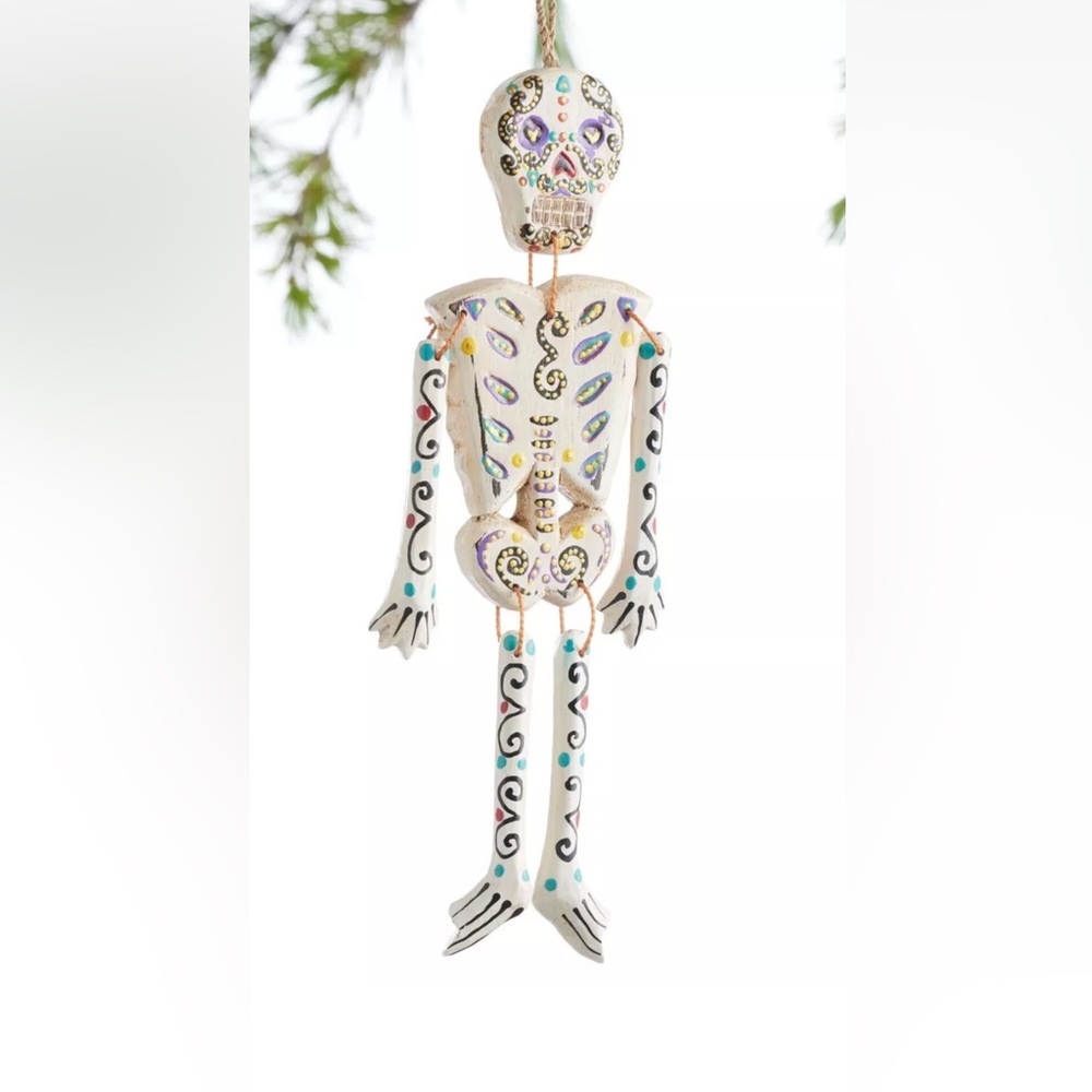 Christmas Ornament World Market White Wood Day of the Dead skeleton Ornament New - Picture 2 of 7